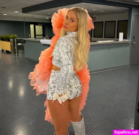 Klara Hammarstrom OnlyFans Thumbnail #fAsJRb8Ltb