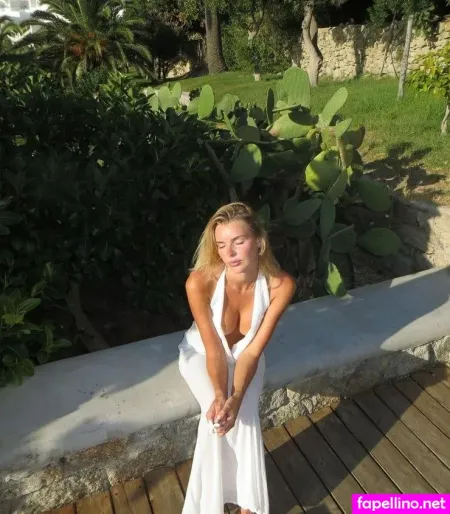 Klara Hellqvist OnlyFans Thumbnail #J9KGJ9GCjW