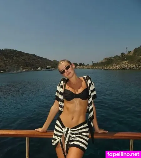 Klara Hellqvist OnlyFans Thumbnail #dIuZo2TU7n