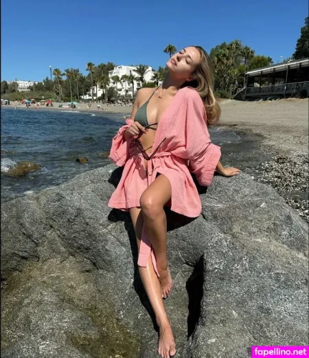 Klaudia Kroczek OnlyFans Thumbnail #ibmHw2Fo2B
