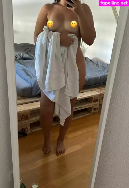 Kleine Nymphe OnlyFans Thumbnail #qTg1uEYPJ4