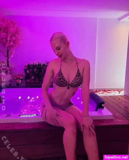 Kleinellie OnlyFans Thumbnail #0DDS8Uu2mO