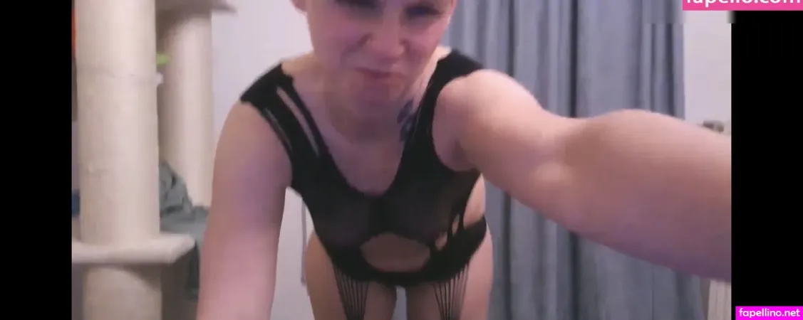 Kleineshot OnlyFans Thumbnail #ZNopaeFxWO