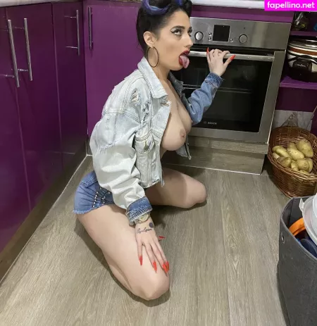 Kleopwtrx OnlyFans Thumbnail #tJSL3LWcXr