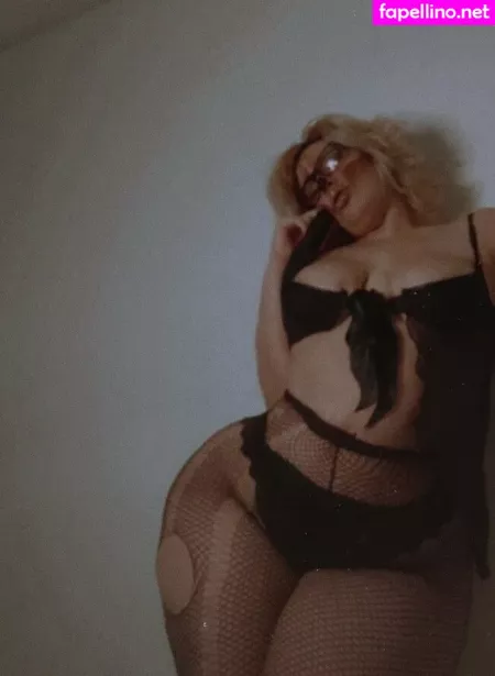 Kmenotti OnlyFans Thumbnail #XcmQiKdd5z