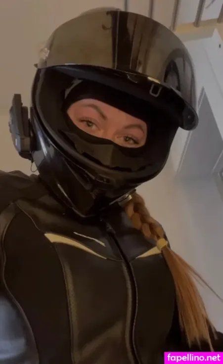 Knatternatter OnlyFans Thumbnail #Azm4FcZ3L9