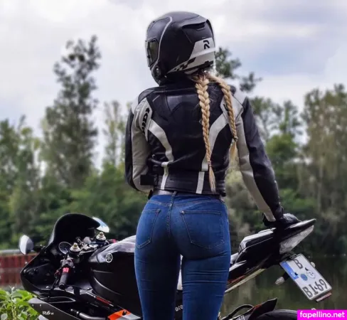 Knatternatter OnlyFans Thumbnail #JnjM2urO4x