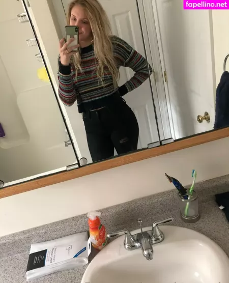 Knaughtycouple OnlyFans Thumbnail #u9fhJ1JVl9