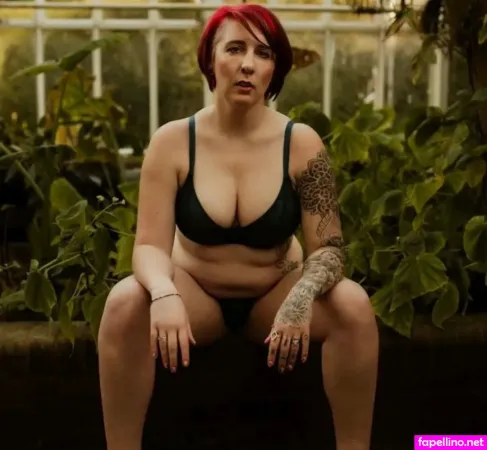 Knee Deep In Life OnlyFans Thumbnail #VdWFwmjKlR