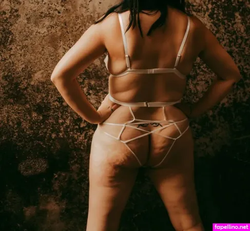 Knee Deep In Life OnlyFans Thumbnail #myqMvIrKtW