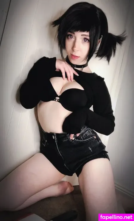 Knifearella OnlyFans Thumbnail #DFeuFSNEe7