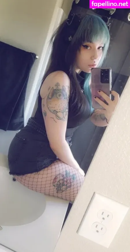 Knives OnlyFans Thumbnail #7hmGhB05sX