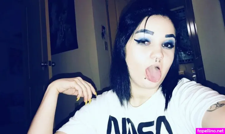 Knockedxxxloose OnlyFans Thumbnail #fi7b9NhtTD