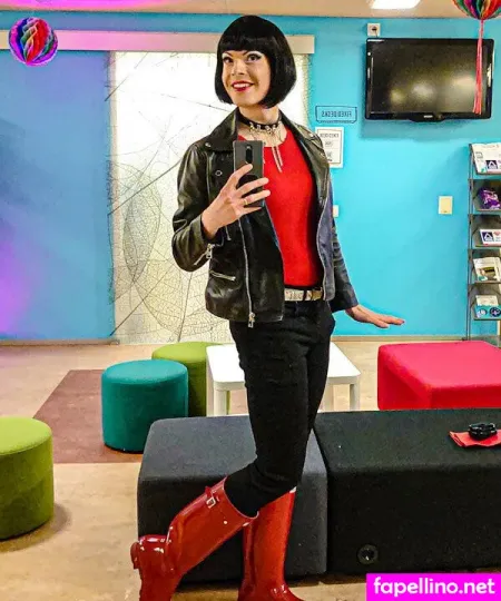 Knockinbootswithwanda OnlyFans Thumbnail #N2fZQgfZm8