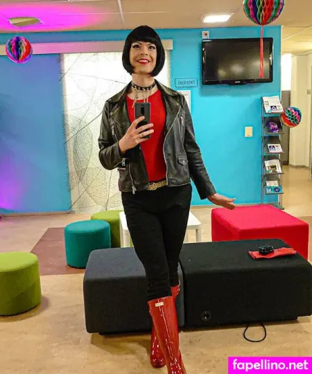 Knockinbootswithwanda OnlyFans Thumbnail #TcqVOf1l7Z