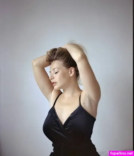 Kobzar Olga OnlyFans Thumbnail #CCETMntG7M