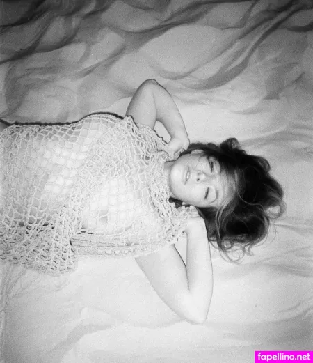 Kobzar Olga OnlyFans Thumbnail #pHHMw3wJqm