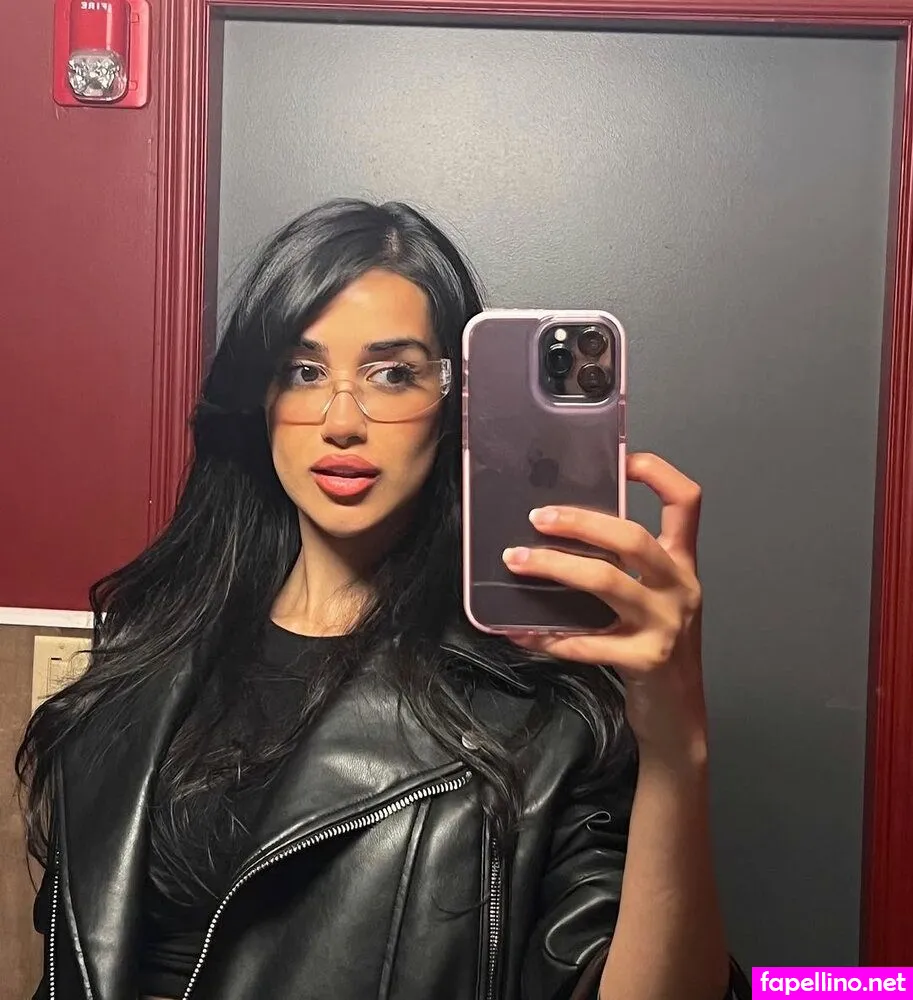 komalbasrann Nude Leaked OnlyFans Photo #CzC0krgbvU