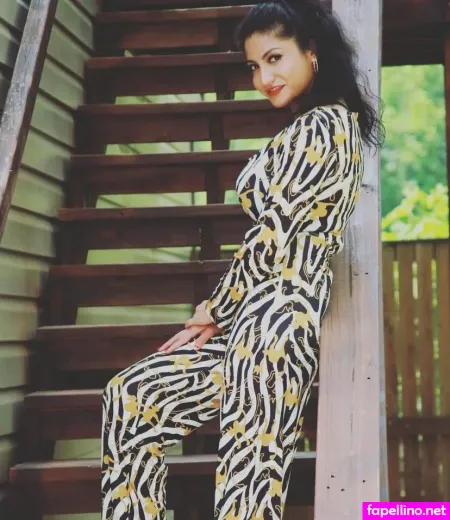 Komal Bhagat OnlyFans Thumbnail #4HoFfSrTuh