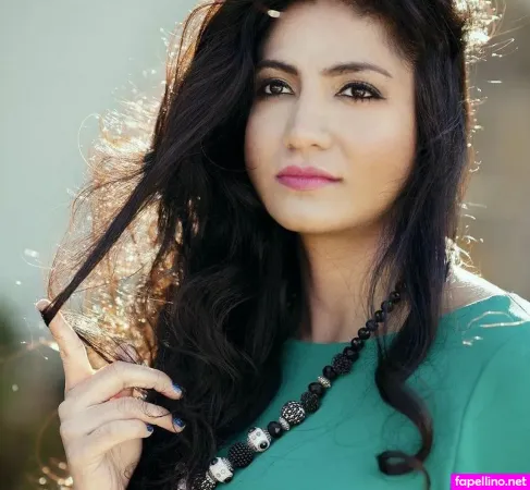Komal Bhagat OnlyFans Thumbnail #w8tWrrbQBr