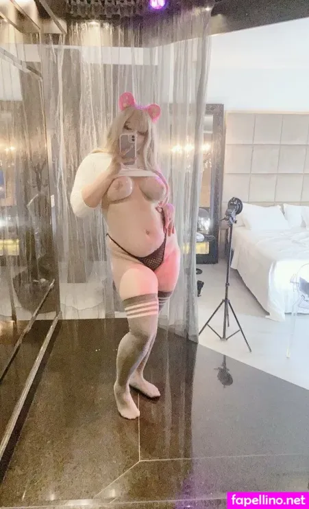 Kombinichan OnlyFans Thumbnail #4pMU5sYD3J