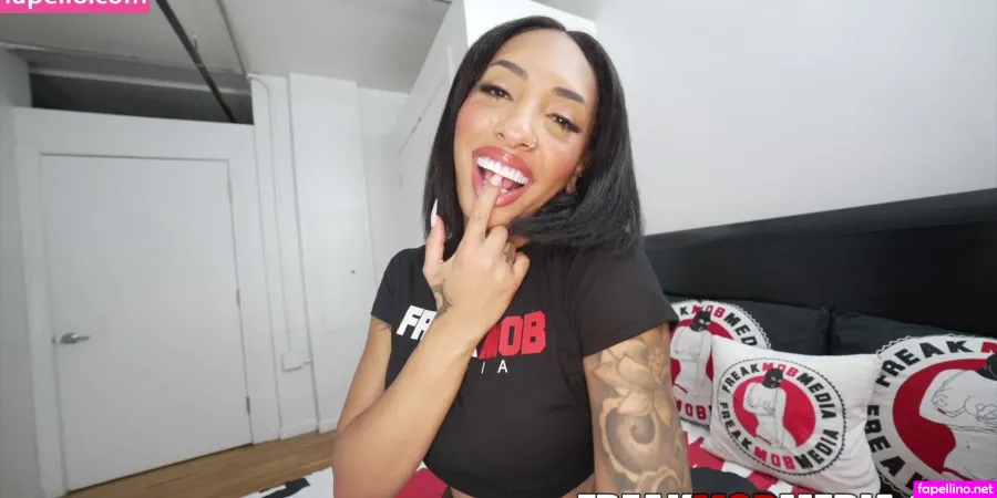 Kona Jade OnlyFans Thumbnail #QztGho6QNz