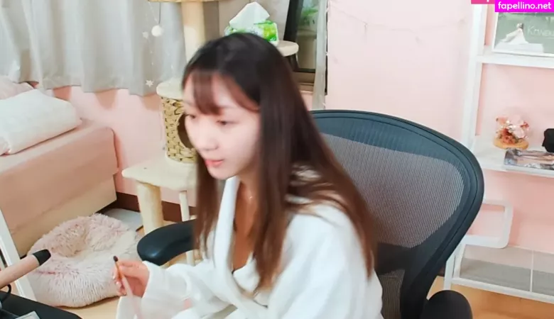 Koneko 0305 OnlyFans Thumbnail #1wkbPOszVs