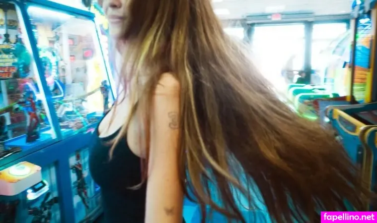 Konoka Smith OnlyFans Thumbnail #0GJWbnpozF