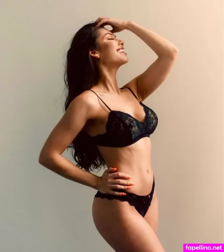 Konstantina Gianni 2 OnlyFans Thumbnail #zev8dMMV0g