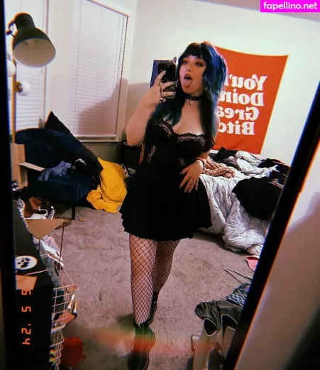 Koolysmiley OnlyFans Thumbnail #0zKhaK51X2