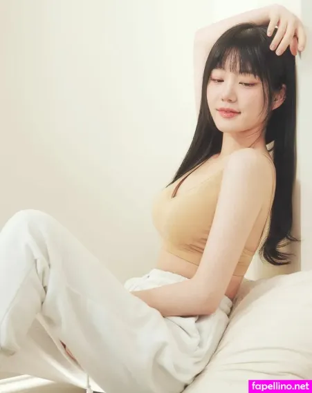 Korean Celebrities OnlyFans Thumbnail #X0W5OAM7b8