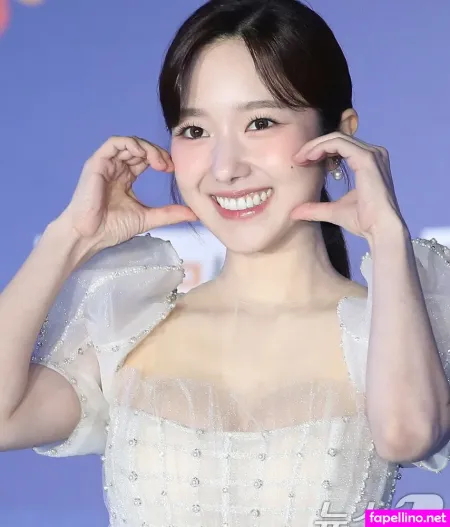 Korean Celebrities OnlyFans Thumbnail #ol5zl5iyeX