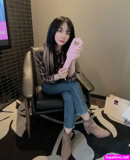 Korean Femdom OnlyFans Thumbnail #poiAUdQfwG