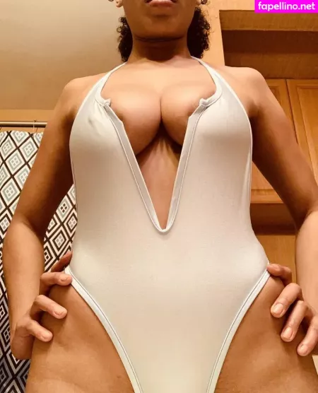 Koreancoco OnlyFans Thumbnail #a4xLS8krM1