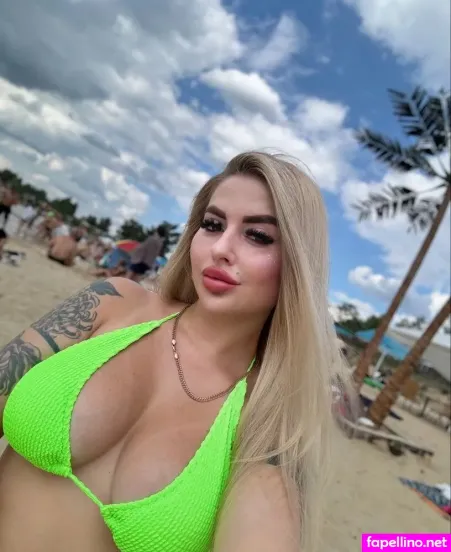 Kornienko Viks OnlyFans Thumbnail #7hfUJFlB3H
