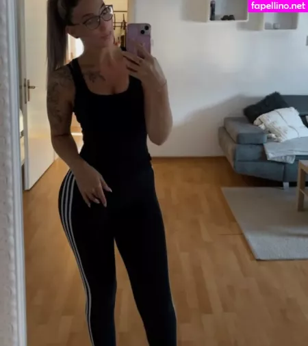 Koroska OnlyFans Thumbnail #H7qUjJ3jn7