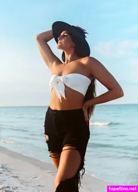 Kortni Gilson 1 OnlyFans Thumbnail #r4d8HIRIb6