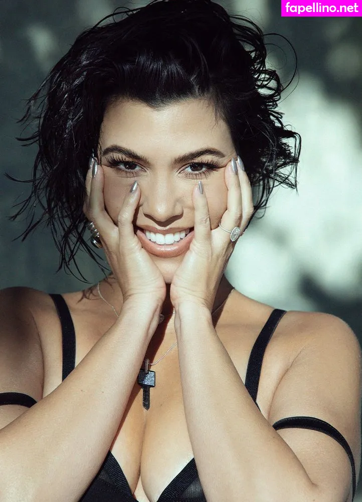 kourtneykardash Nude Leaked OnlyFans Photo #8LcxeQWZYP