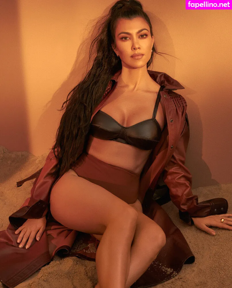 kourtneykardash Nude Leaked OnlyFans Photo #HC04Oan1gP