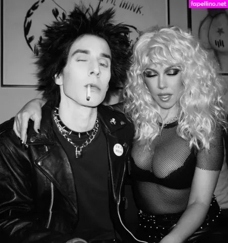 Kourtney Kardashian OnlyFans Thumbnail #LFoq2GEH9K