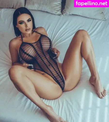 Kourtney Young OnlyFans Thumbnail #FOHHOInIOU