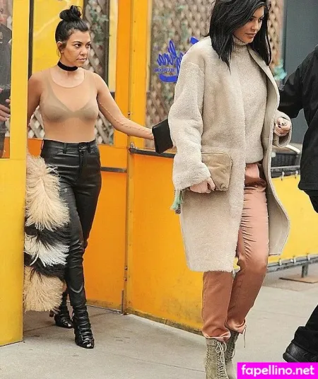 Kourtney OnlyFans Thumbnail #UJRNe4SWnt