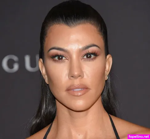 Kourtney OnlyFans Thumbnail #t0T62DLr8Y