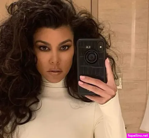 Kourtney OnlyFans Thumbnail #wKNDFif1ME