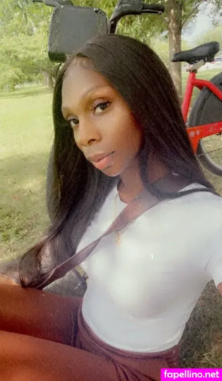 Kourtneydash OnlyFans Thumbnail #FVsgZQUgLB