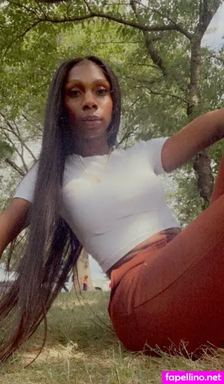 Kourtneydash OnlyFans Thumbnail #e9qaYUCQYA