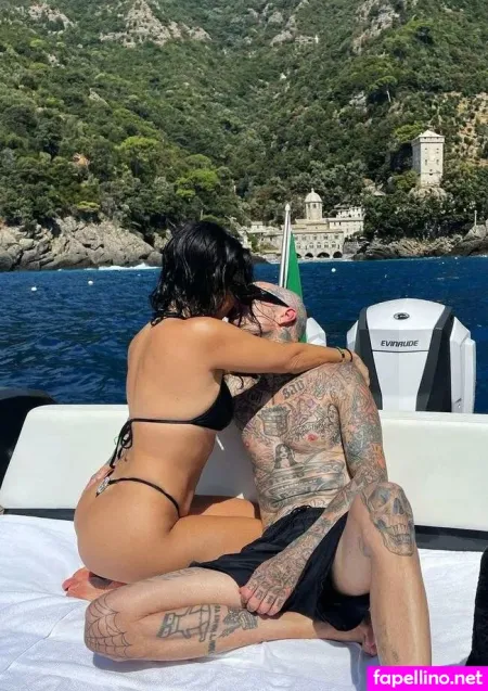 Kourtneykardashian OnlyFans Thumbnail #x1vUucGzDd
