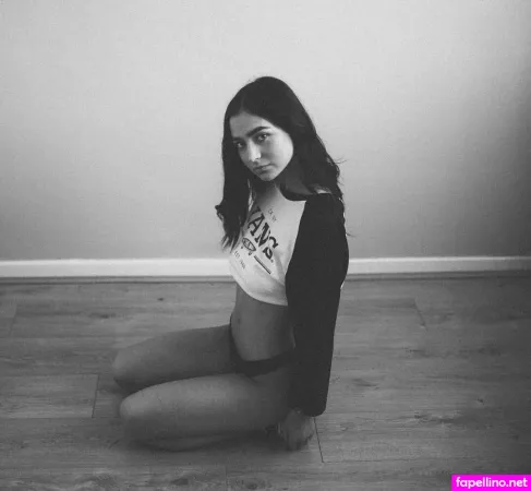 Kourtneyxpaige OnlyFans Thumbnail #rRJ4CIkAaQ