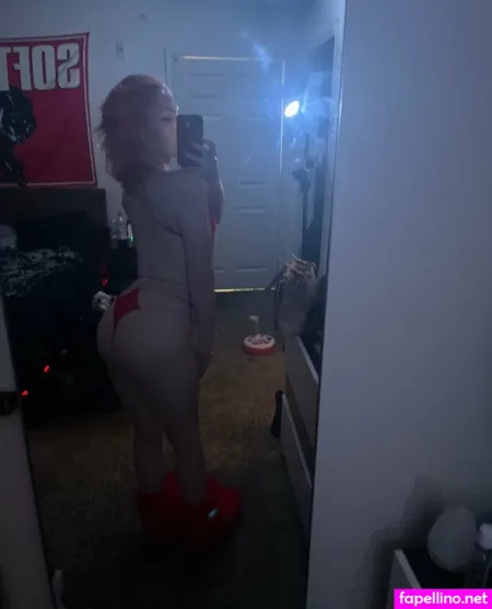 Kqueenofhearts OnlyFans Thumbnail #eR2EGihRz9