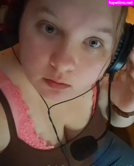 Krazykitty45 OnlyFans Thumbnail #PMPaK35Tme